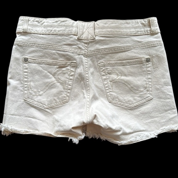 Rock & Republic Cream Denim Shorts size 8 - Picture 2 of 4